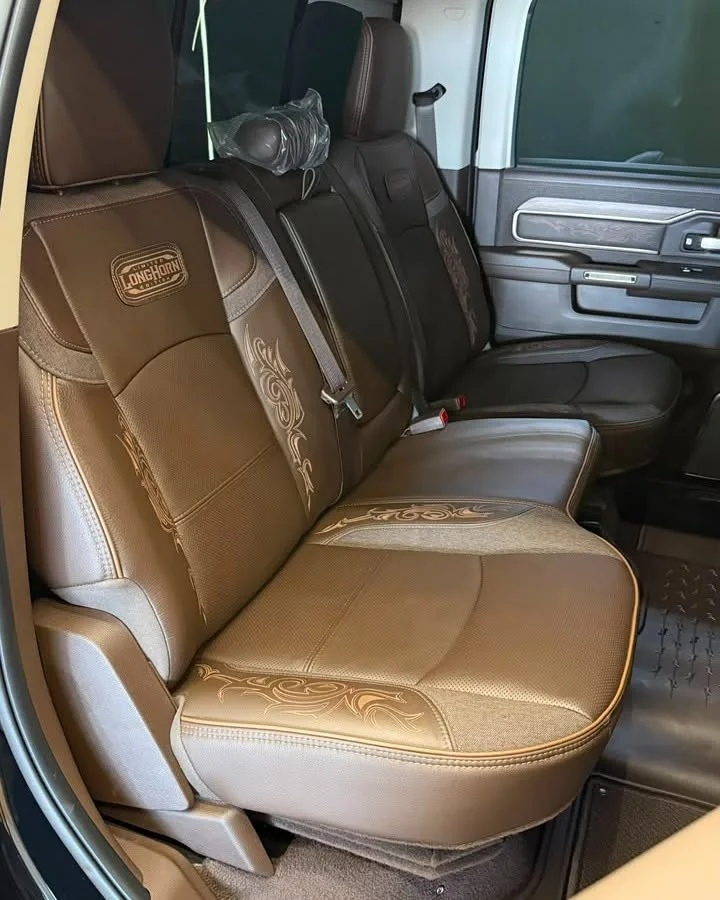 RAM 3500 Longhorn 6.7 Turbo Diesel Aut.