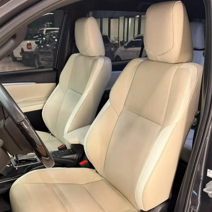 Toyota SW4 Diamond Diesel 7 lugares Aut.